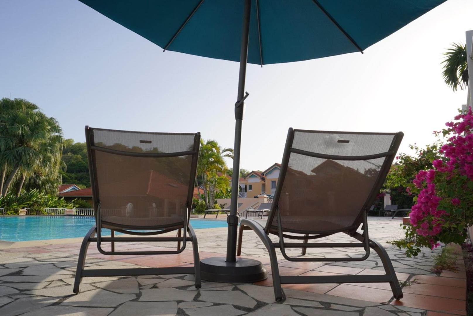 T2 Spacieux, Confort, Piscine & Plage A Сент-Анн Екстер'єр фото