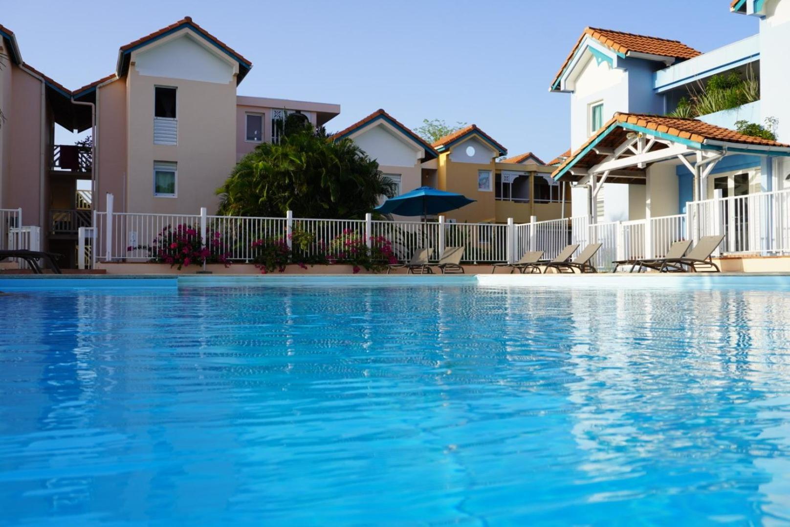 T2 Spacieux, Confort, Piscine & Plage A Сент-Анн Екстер'єр фото